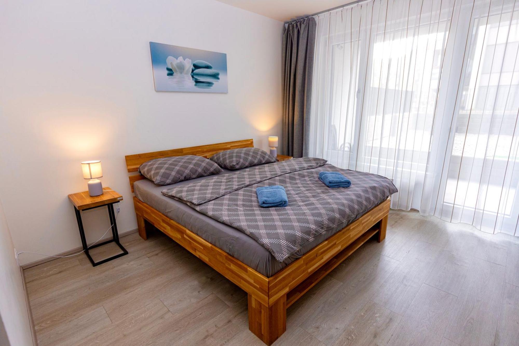 Modern Apartment • Garden • Near The City Center Prag Exterior foto